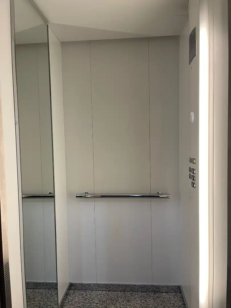 Badezimmer von Wohnung zur Miete in Plasencia mit Klimaanlage, Heizung und Möbliert