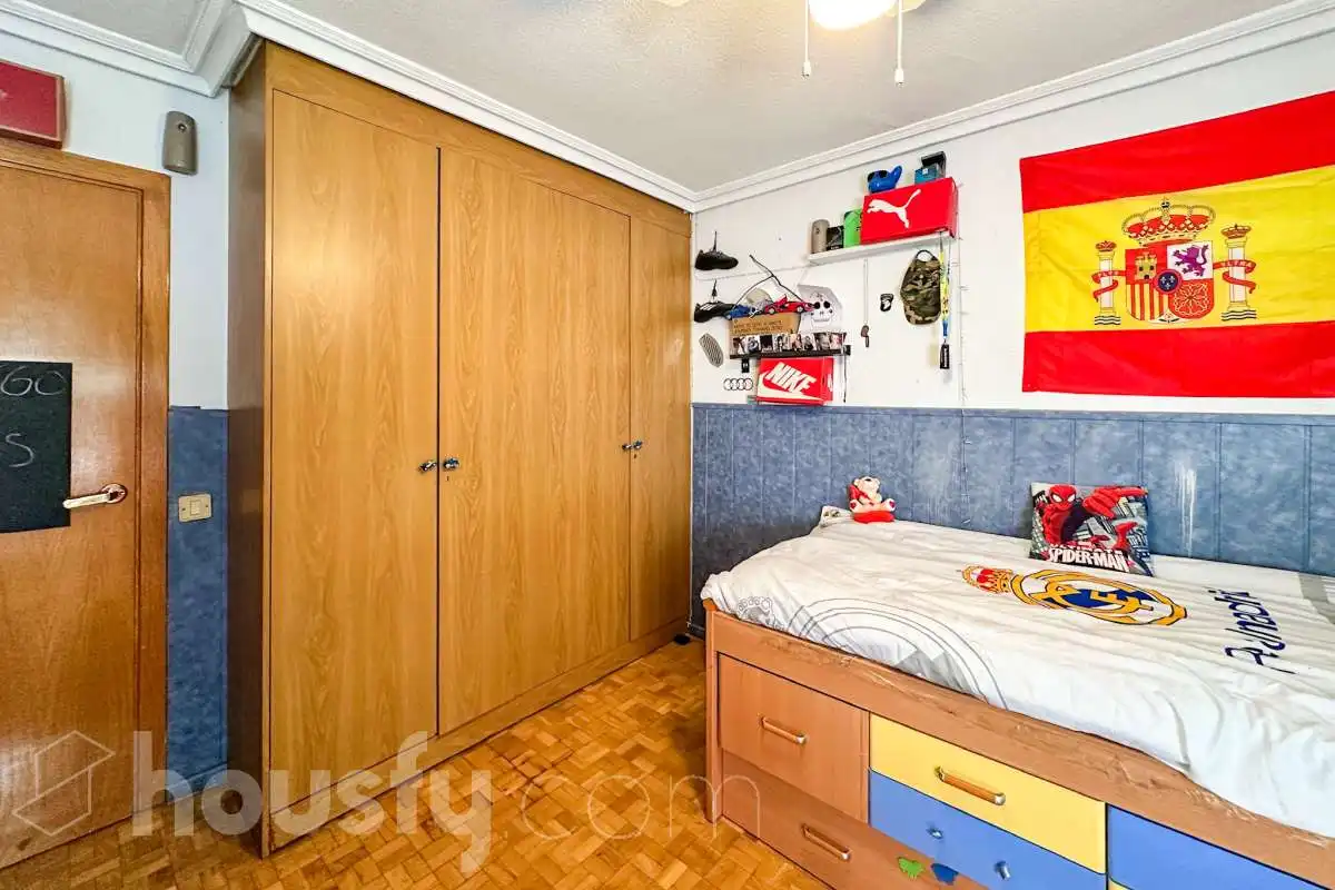 Detached homes for sale in Calle del Grabado, Sector 3