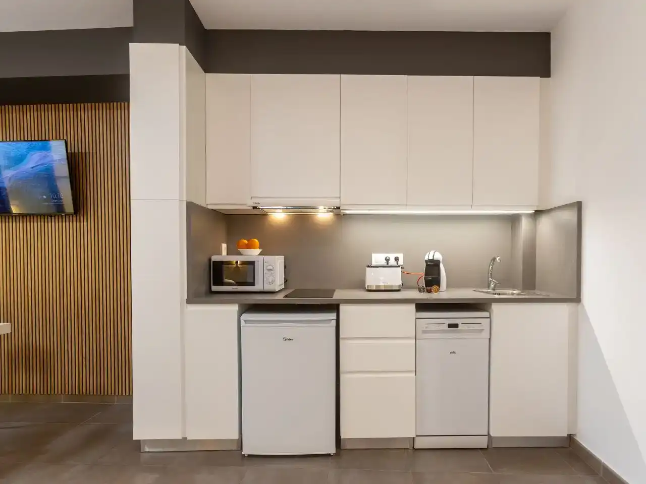 Cocina de Piso de alquiler en Figueres con Aire acondicionado, Amueblado y Balcón