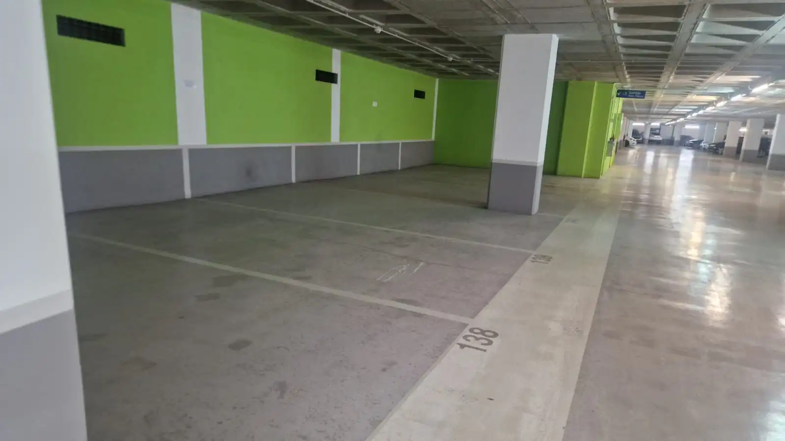 Parkplatz von Garage zum Verkauf in Sant Feliu de Llobregat