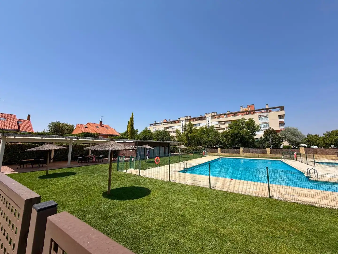 Piscina de Planta baja en venta en Rivas-Vaciamadrid con Calefacción, Terraza y Trastero