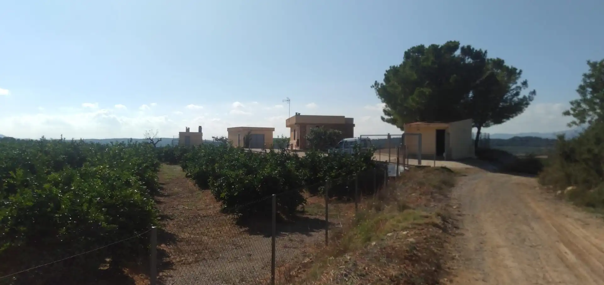 Finca rústica en venta en Pedralba con Jardín privado, Terraza y Trastero