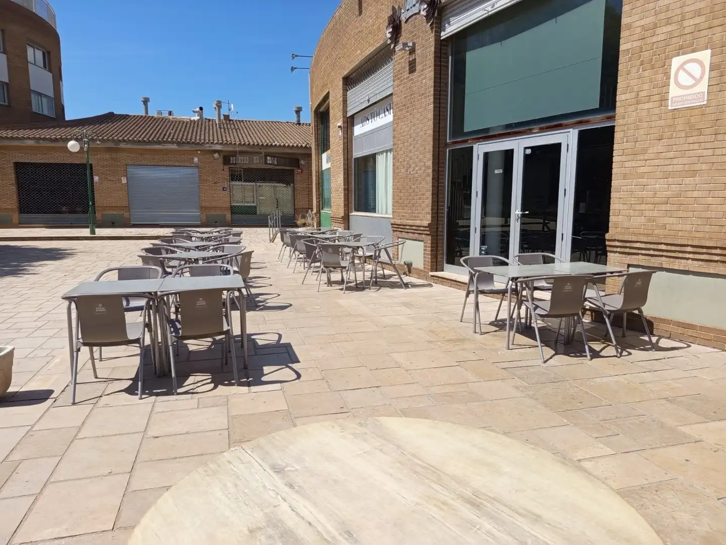 Business premises for transfer in Miami Platja, imagen 2