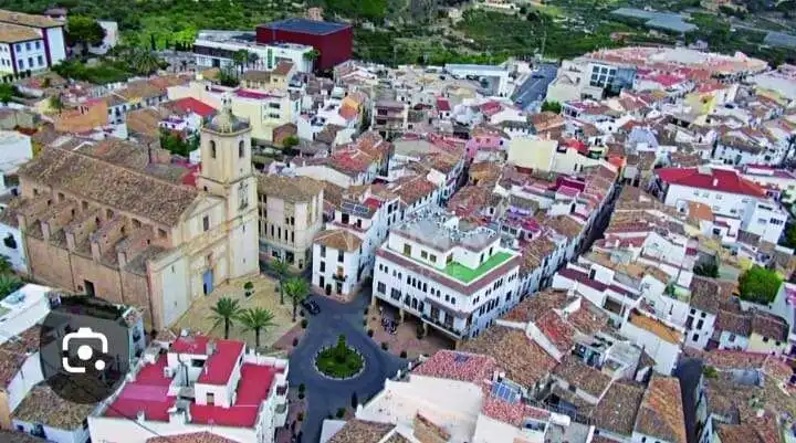 Vista exterior de Casa o xalet en venda en La Nucia amb Terrassa i Traster