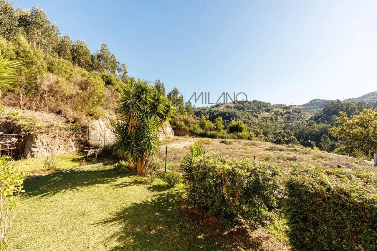 Jardí de Casa o xalet en venda en Nigrán amb Calefacció, Jardí privat i Terrassa