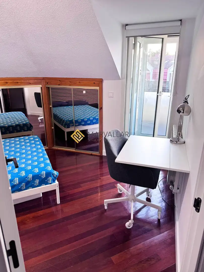 Habitación de Dúplex de alquiler en Santa Cruz de Bezana con Calefacción, Terraza y Amueblado