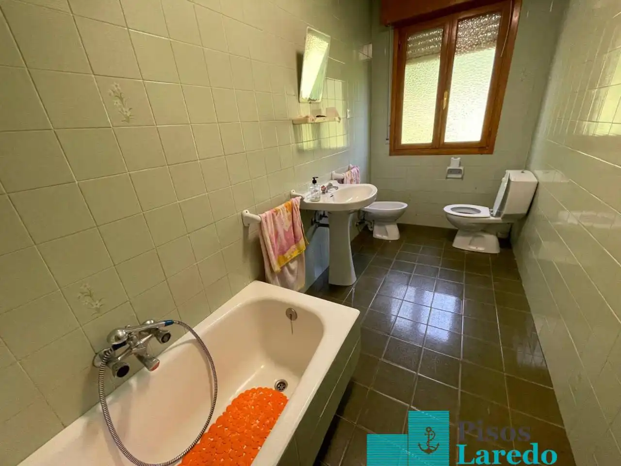 Baño de Casa o chalet en venta en Ampuero con Jardín privado, Parquet y Terraza