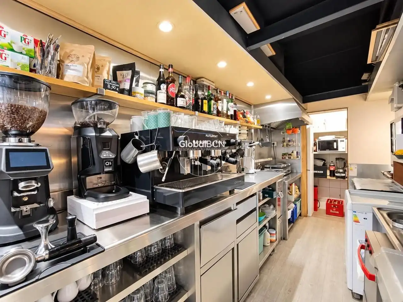 Business premises for transfer in calle de Pau Alsina, imagen 5