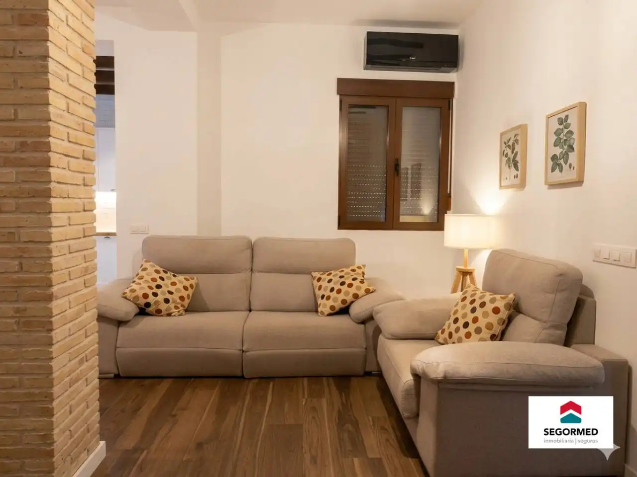 Wohnzimmer von Wohnung zum Verkauf in Navajas mit Klimaanlage und Terrasse