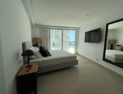 Schlafzimmer von Haus oder Chalet zur Miete in Santa Eulària des Riu mit Klimaanlage, Terrasse und Schwimmbad