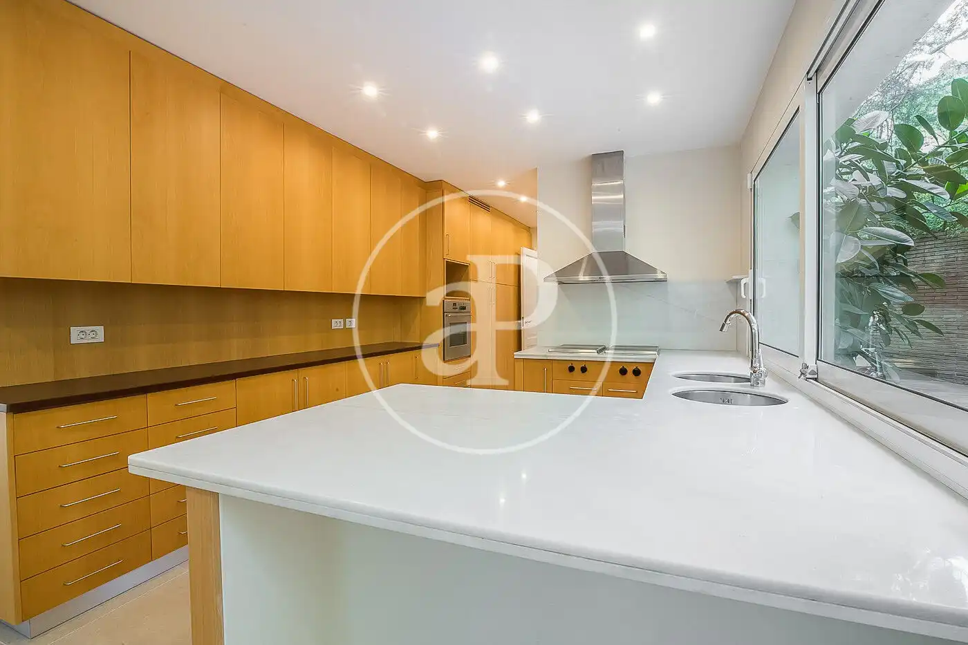 Kitchen of Houses for rent in Barcelona  with Air Conditioner, Heating and Private garden