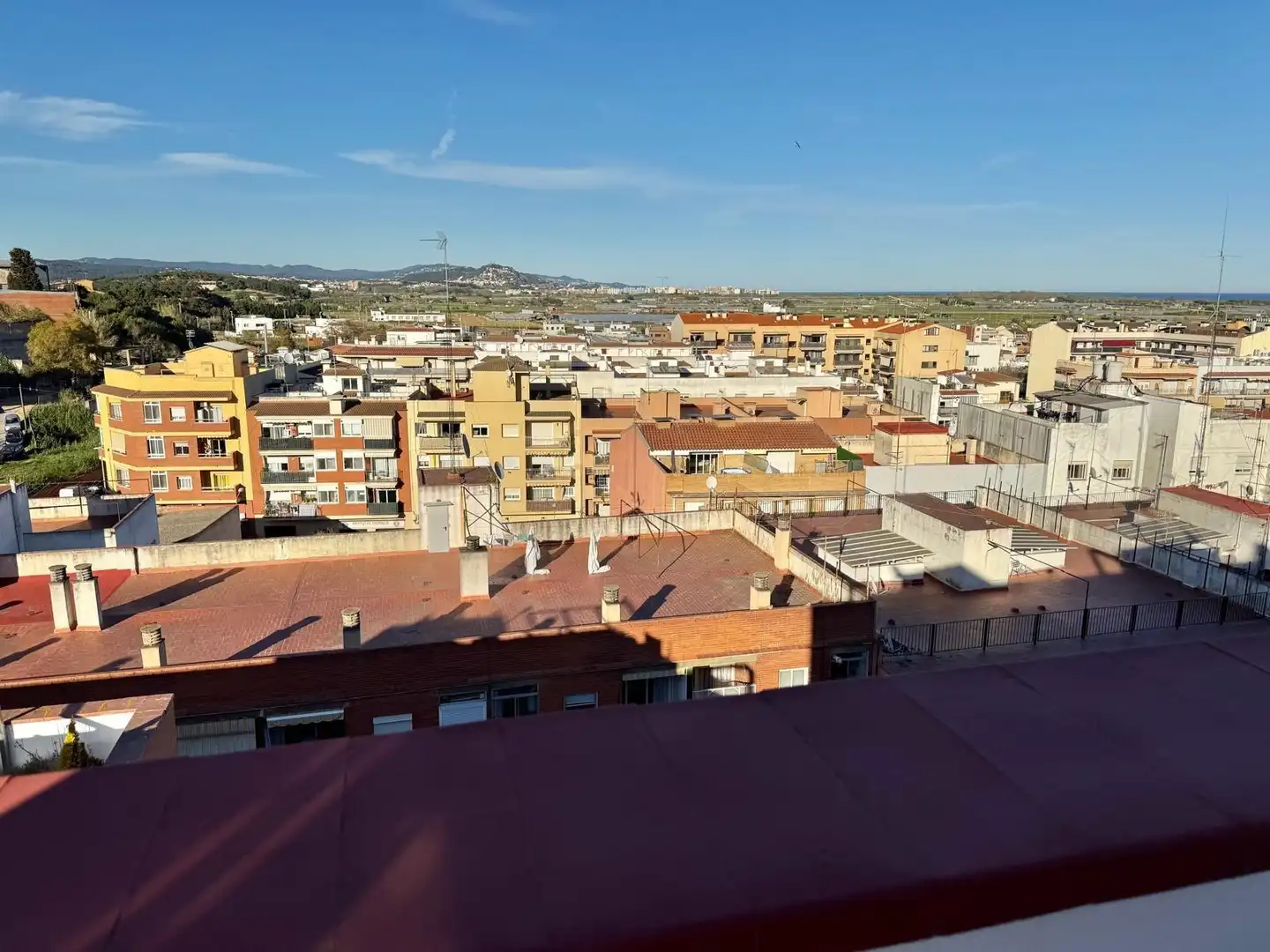 Außenansicht von Wohnung zum Verkauf in Malgrat de Mar mit Heizung, Balkon und Gemeinschaftspool