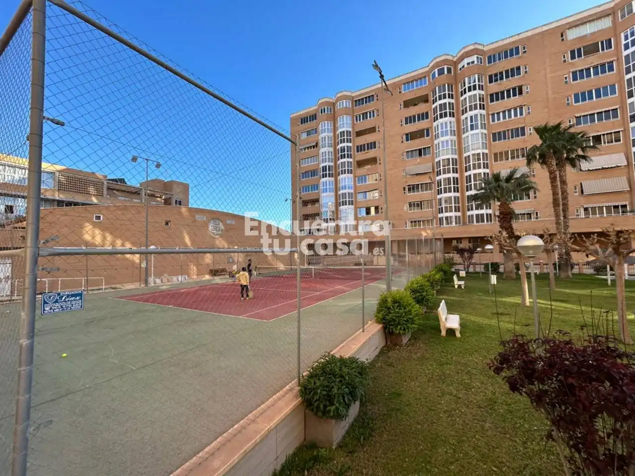 Vista exterior de Pis en venda en Alicante / Alacant amb Terrassa, Traster i Piscina comunitària