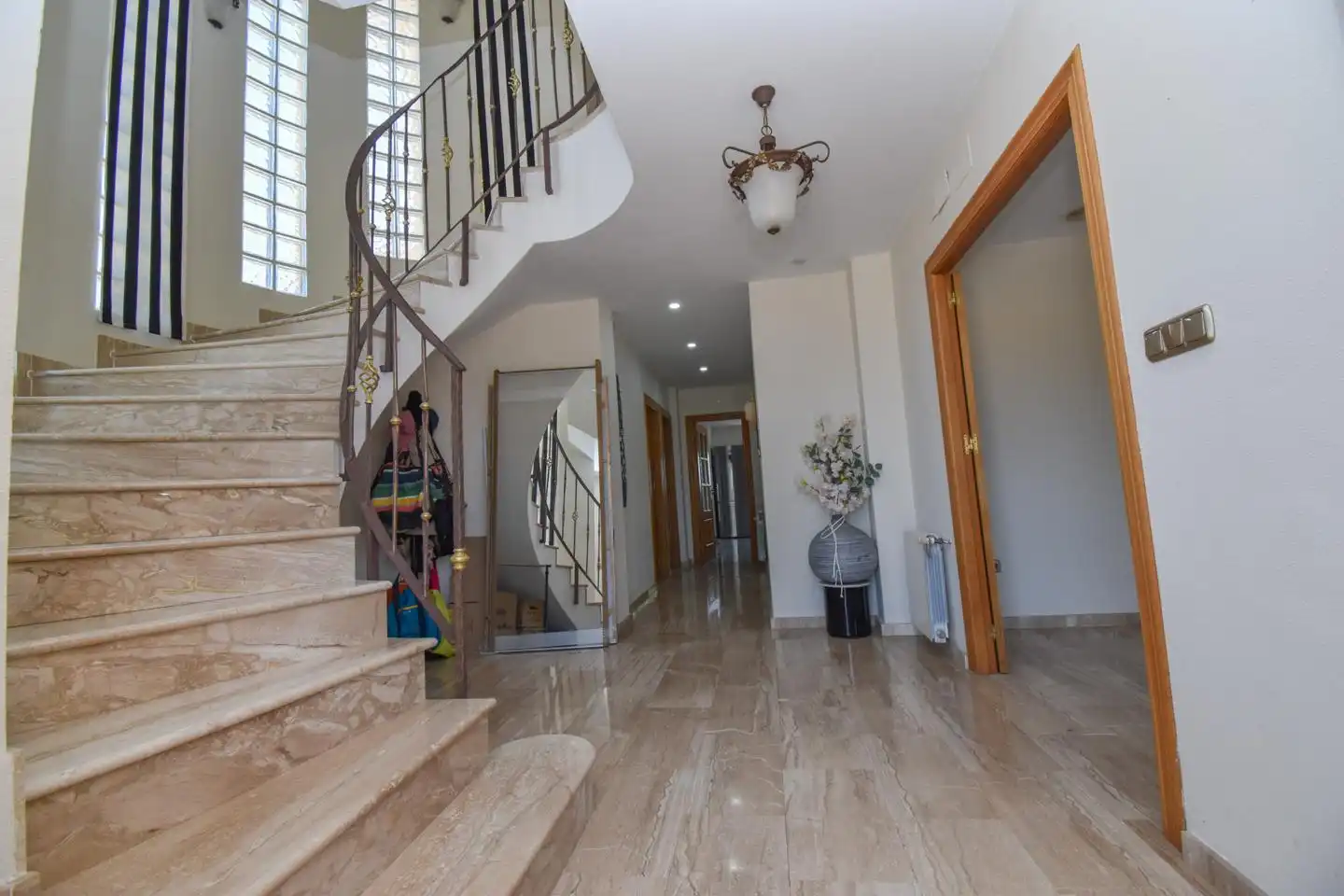 Casa o xalet en venda en Elche / Elx amb Aire condicionat, Calefacció i Jardí privat