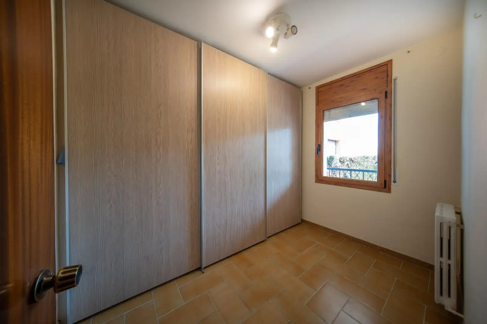 Dormitori de Casa o xalet en venda en Calaf amb Calefacció, Terrassa i Moblat