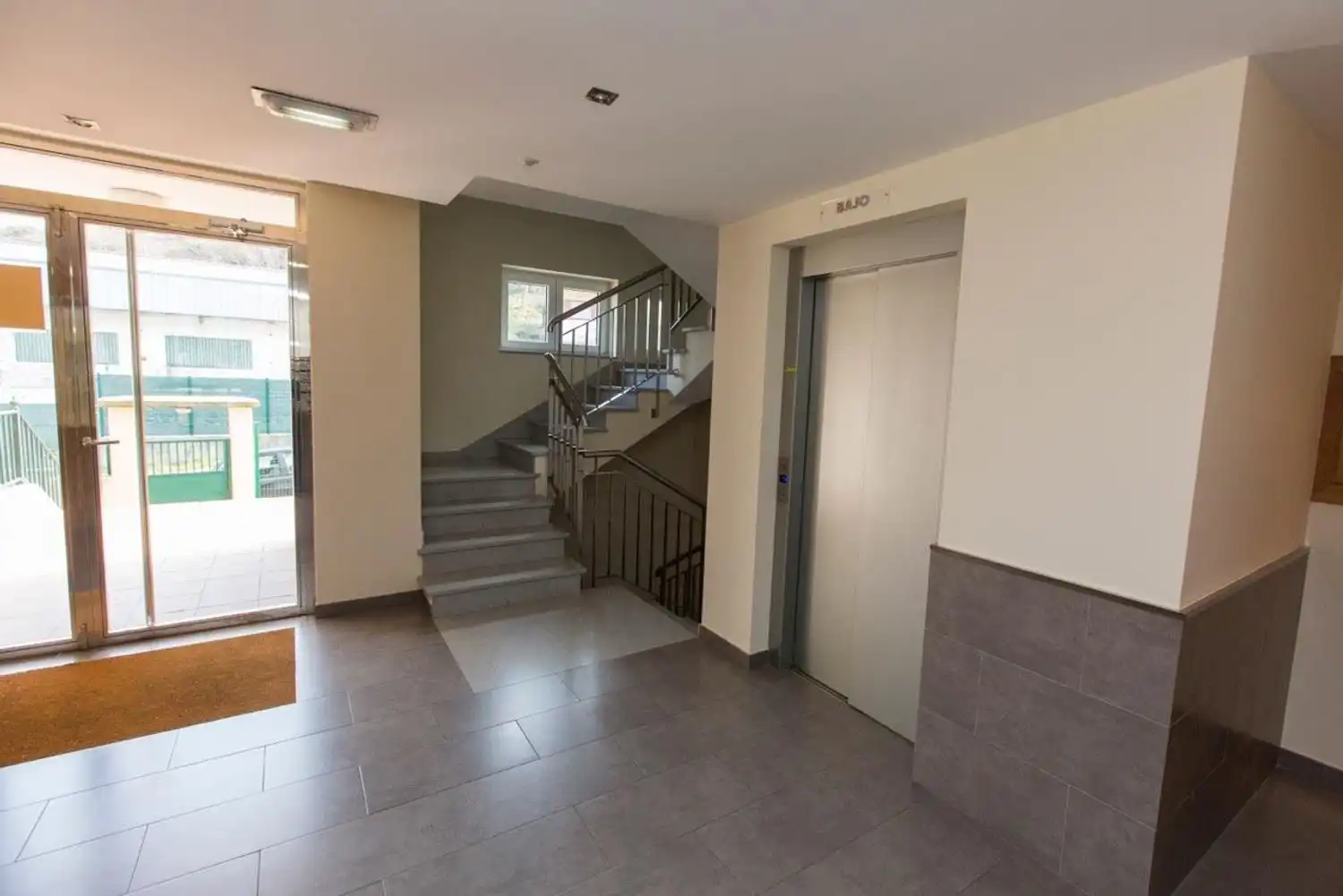 Flat for sale in Castropol  with Heating, Private garden and Storage room