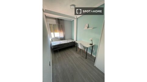 Photo 5 of Room in Juan de la Cierva, Getafe