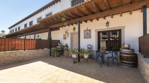 Foto 5 de Casa adosada en venda a Calle Caño del Travieso, Villamanrique de la Condesa, Sevilla
