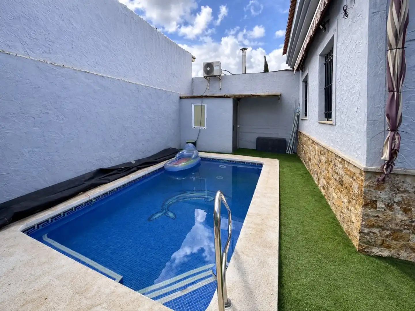 Piscina de Casa o xalet en venda en Cartagena amb Aire condicionat, Calefacció i Jardí privat
