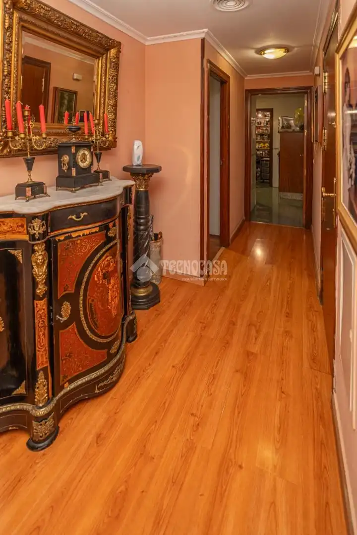 Piso en venta en Linares con Aire acondicionado y Calefacción