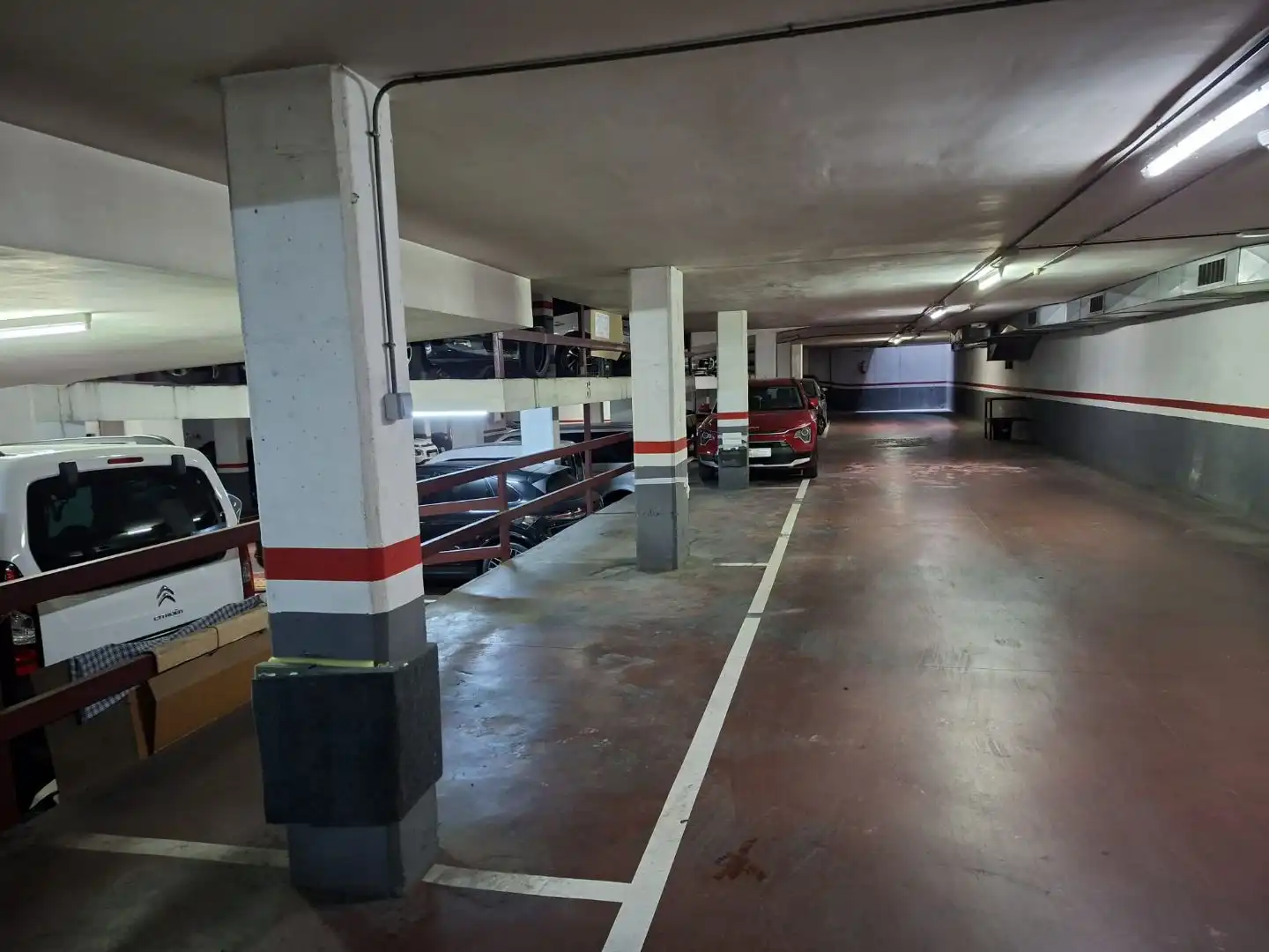 Parkplatz von Garage zur Miete in Barcelona