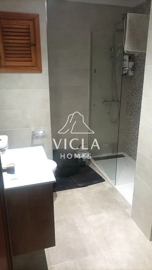 Badezimmer von Wohnung zum Verkauf in Eivissa mit Klimaanlage, Heizung und Terrasse