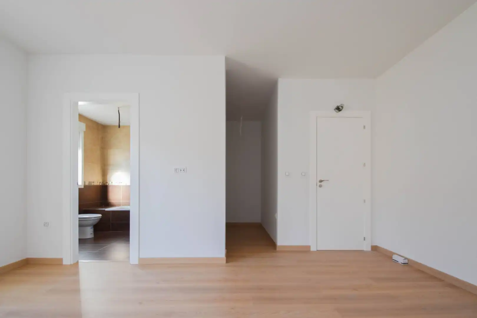 Casa adosada en venta en Atarfe con Trastero y Balcón