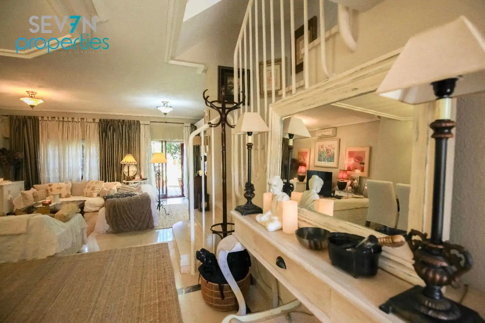 Casa adosada en venta en Alicante / Alacant con Aire acondicionado, Calefacción y Piscina