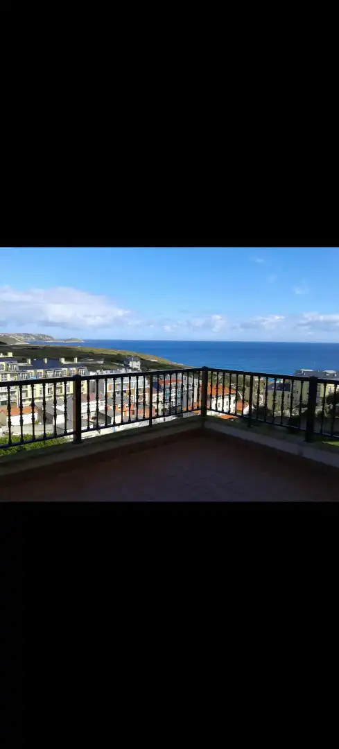 Terrassa de Apartament en venda en Malpica de Bergantiños amb Calefacció, Terrassa i Traster