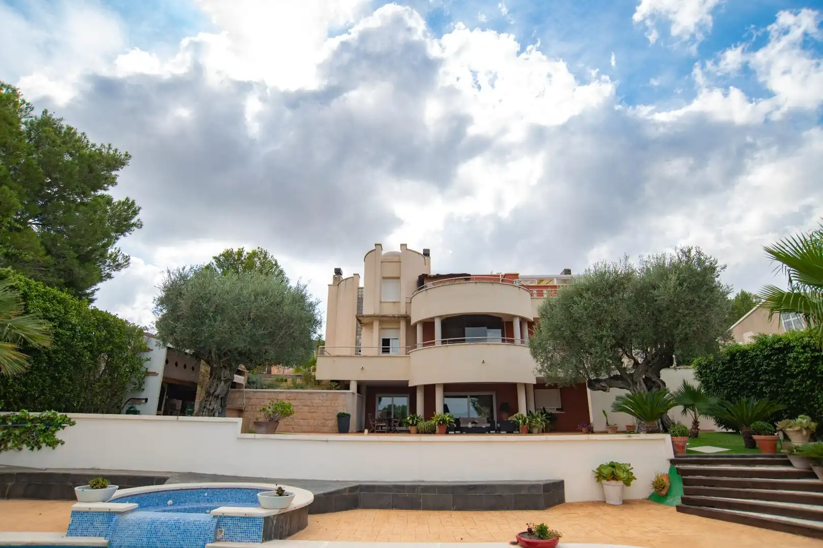 Vista exterior de Casa o chalet en venta en Molina de Segura con Calefacción, Jardín privado y Parquet