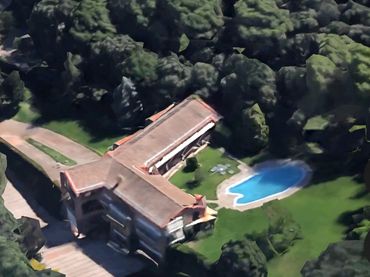 Casa amb piscina en venda a Caldes de Montbui