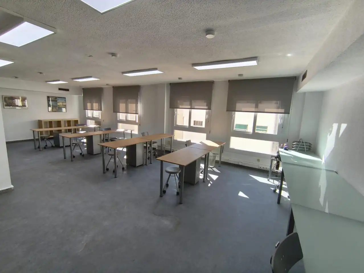 Oficina de alquiler en Pintor Lorenzo Casanova, Ensanche - Diputación, Centro