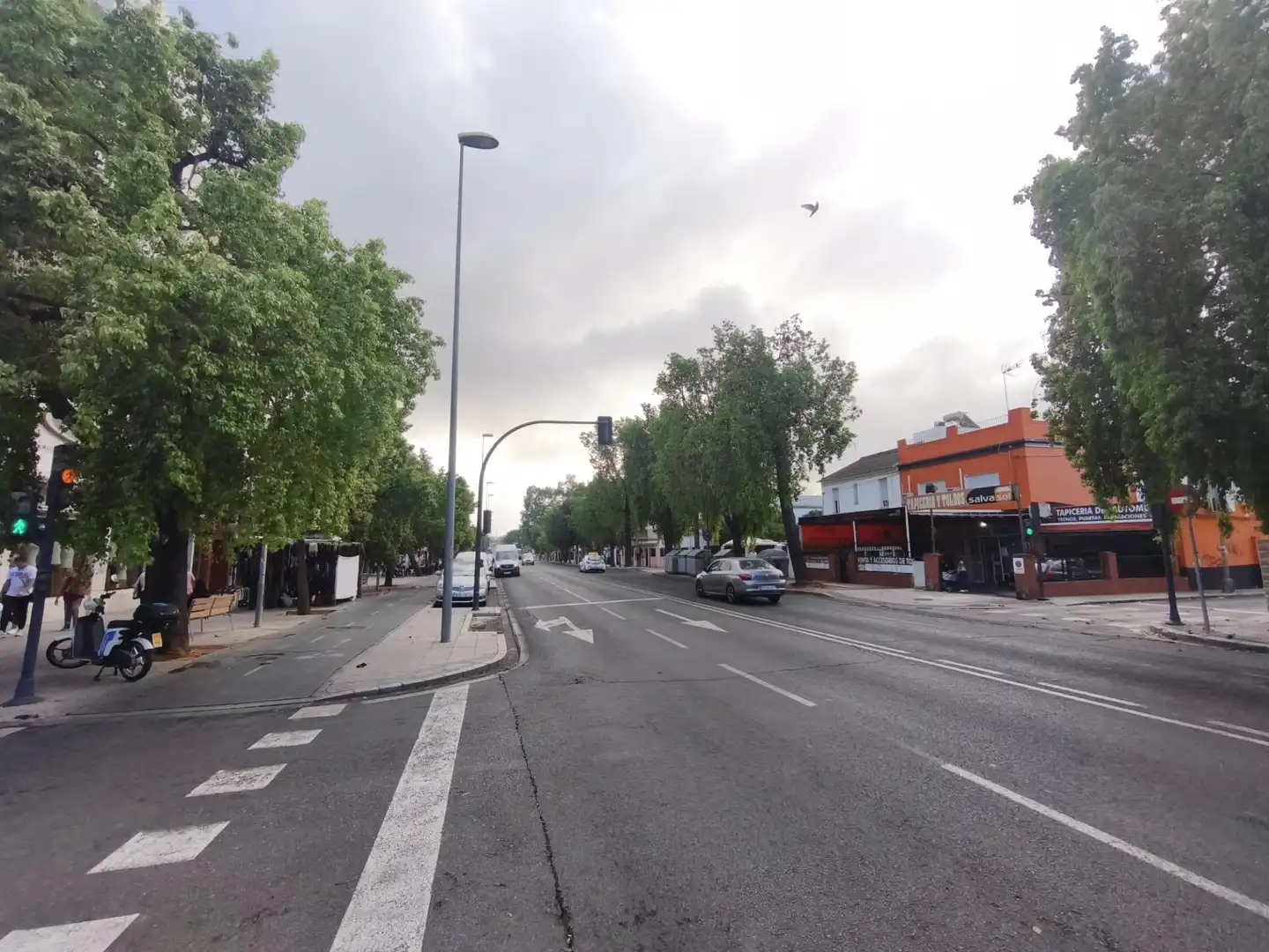 Vista exterior de Local en venta en Sevilla con Aire acondicionado