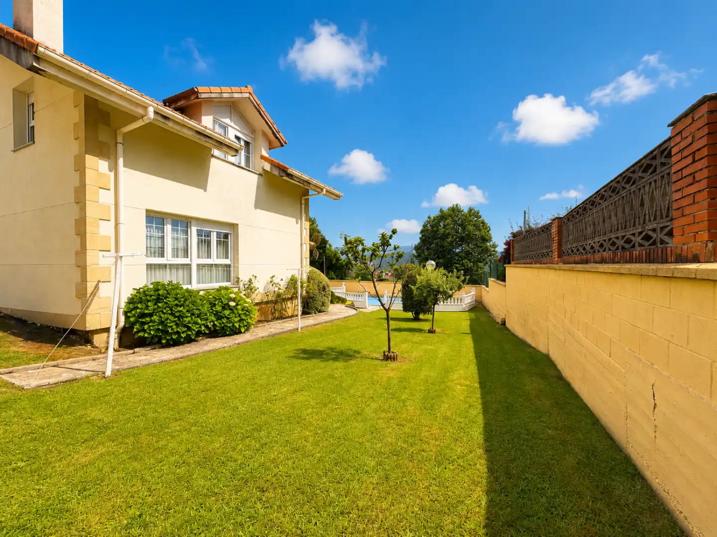 Garten von Haus oder Chalet zum Verkauf in Piélagos mit Heizung, Privatgarten und Terrasse
