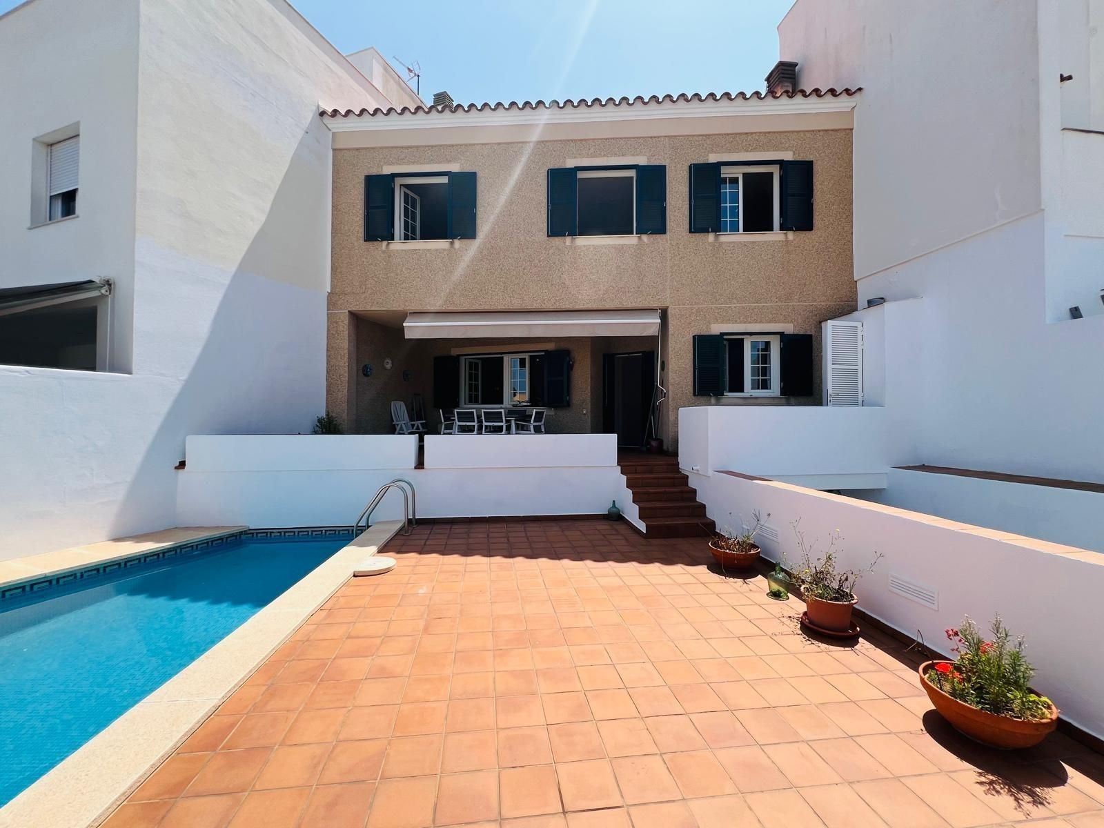 Swimming pool of House or chalet for sale in Maó  with Heating and Swimming Pool