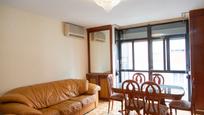Sala d'estar de Pis en venda en  Madrid Capital amb Aire condicionat i Calefacció