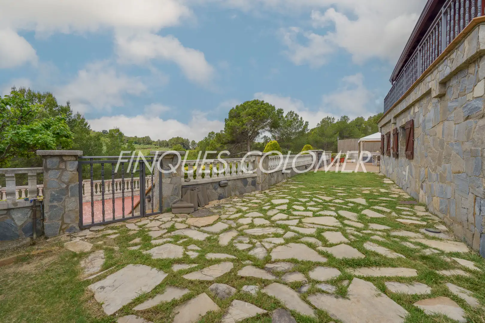 Houses for sale in Rubí  with Air Conditioner, Private garden and Parquet flooring