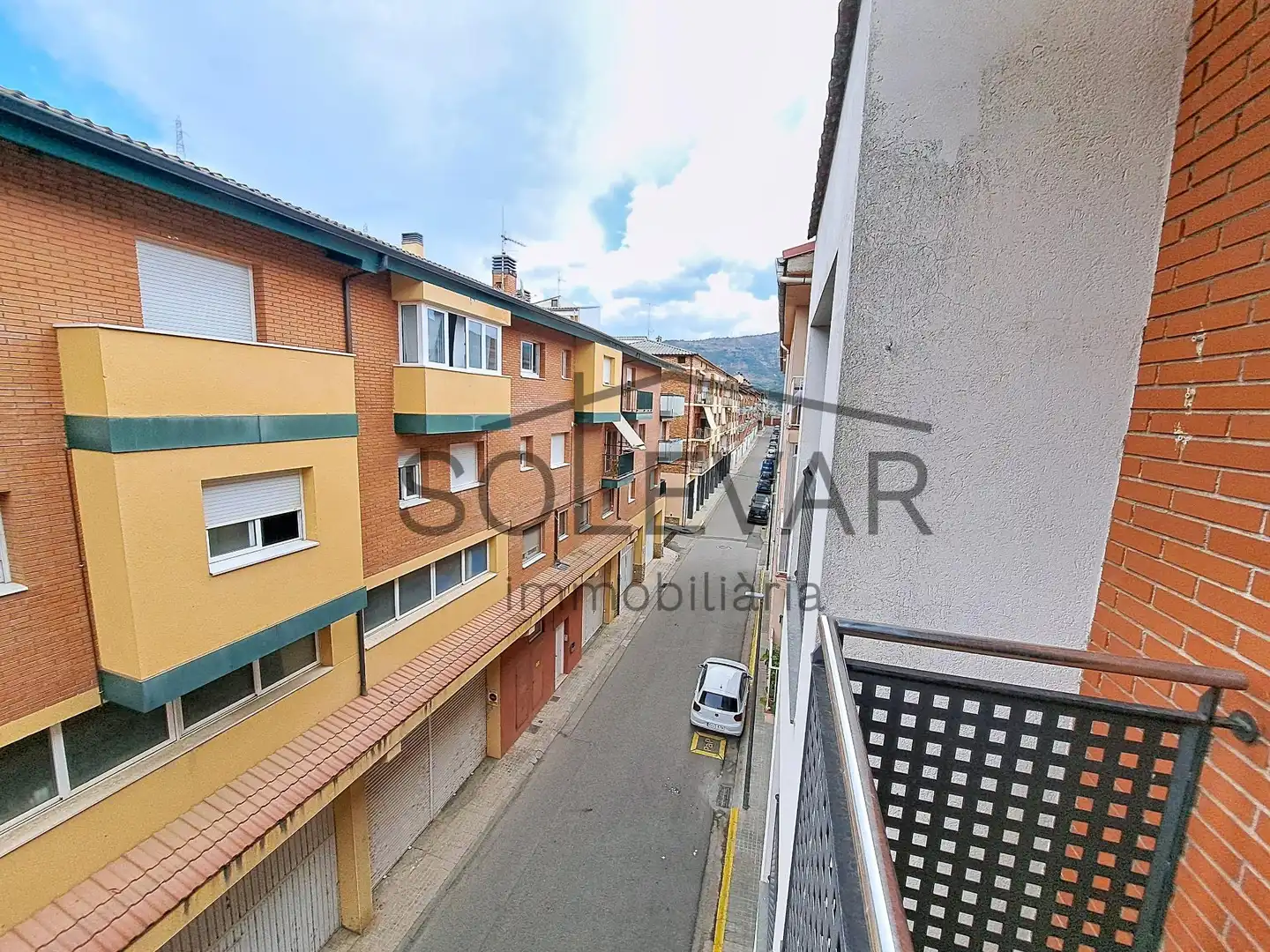 Außenansicht von Wohnung zum Verkauf in La Pobla de Segur mit Heizung, Parkett und Abstellraum