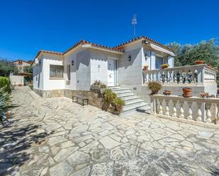 Vista exterior de Casa o xalet en venda en Santa Eulàlia de Ronçana amb Aire condicionat, Calefacció i Jardí privat