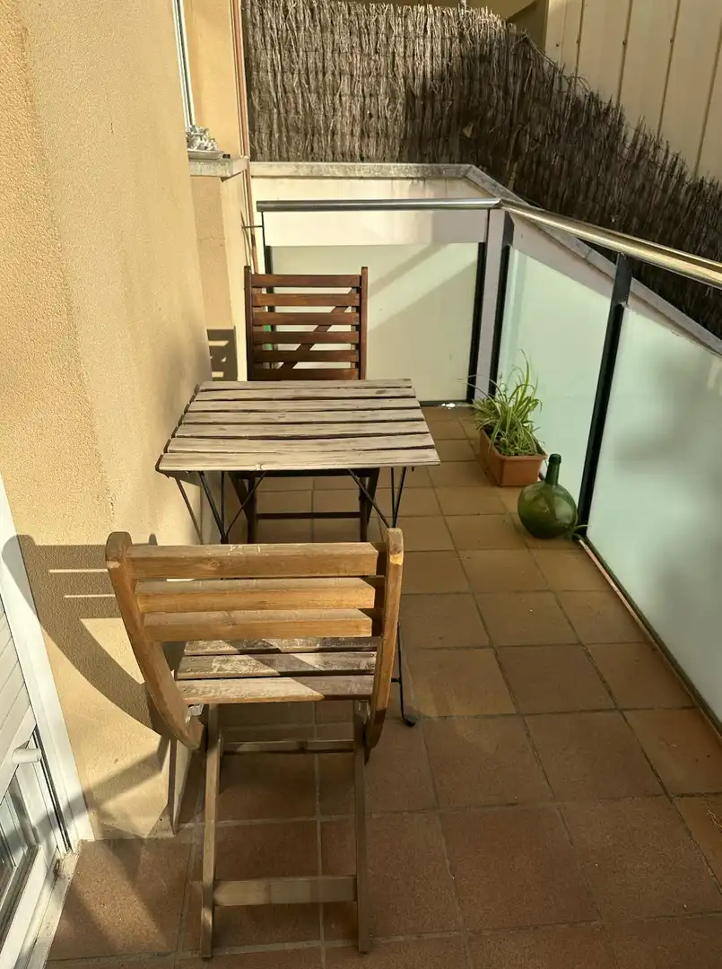Terrassa de Pis per a compartir en Barcelona amb Aire condicionat, Calefacció i Moblat