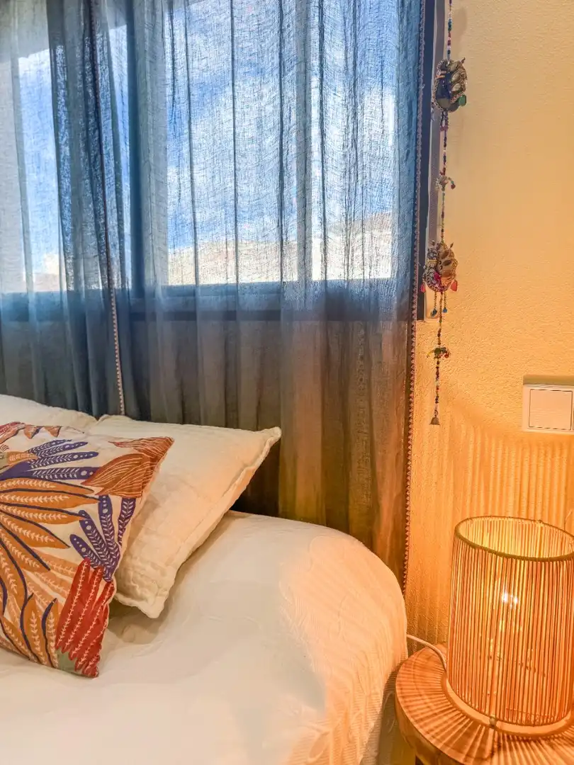 Dormitori de Apartament de lloguer en Santa Pola amb Terrassa, Moblat i Forn