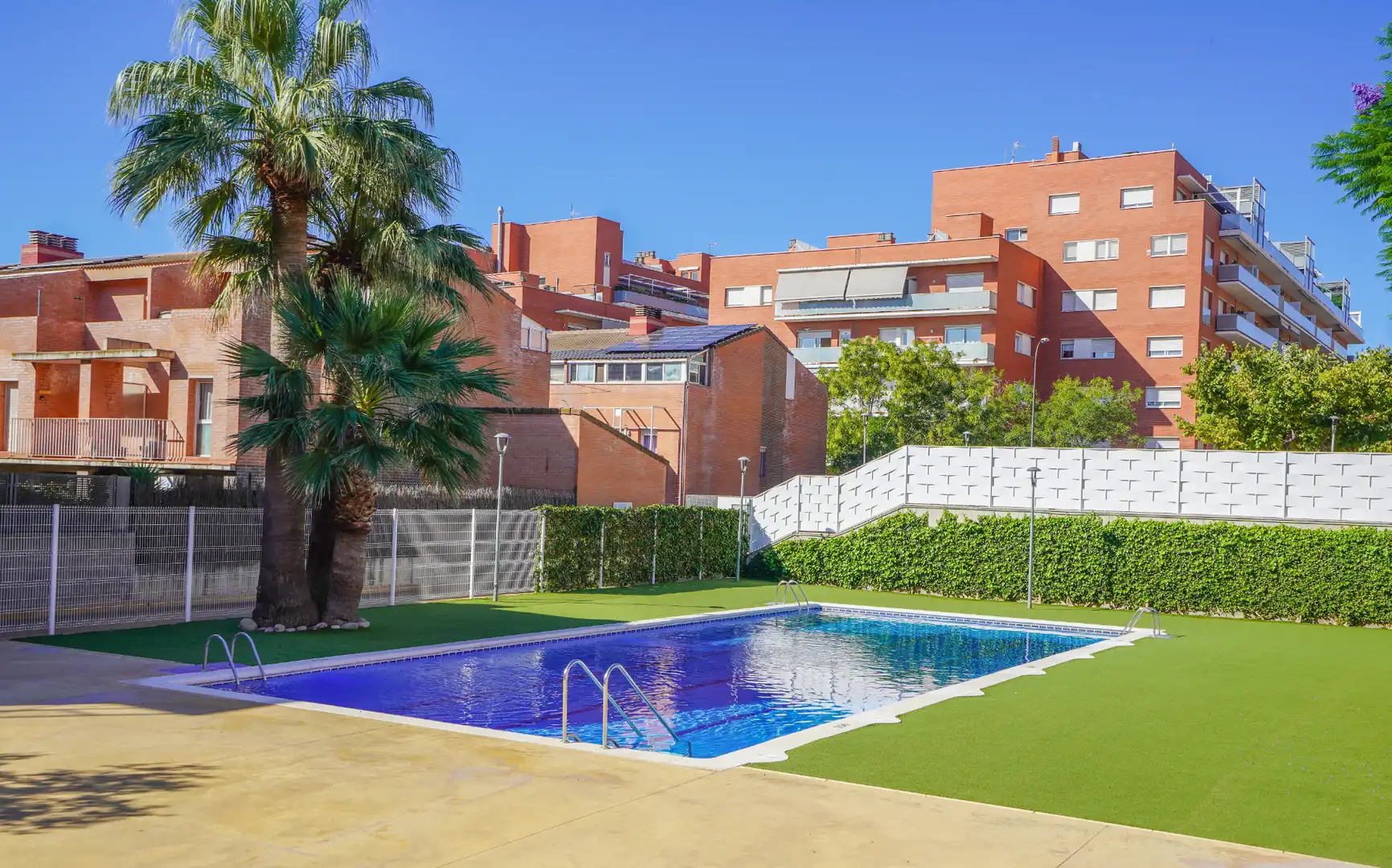 Schwimmbecken von Maisonette zum Verkauf in Reus mit Klimaanlage, Heizung und Privatgarten