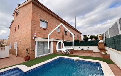 Swimming pool of Single-family semi-detached for sale in Cunit  with Air Conditioner, Heating and Private garden