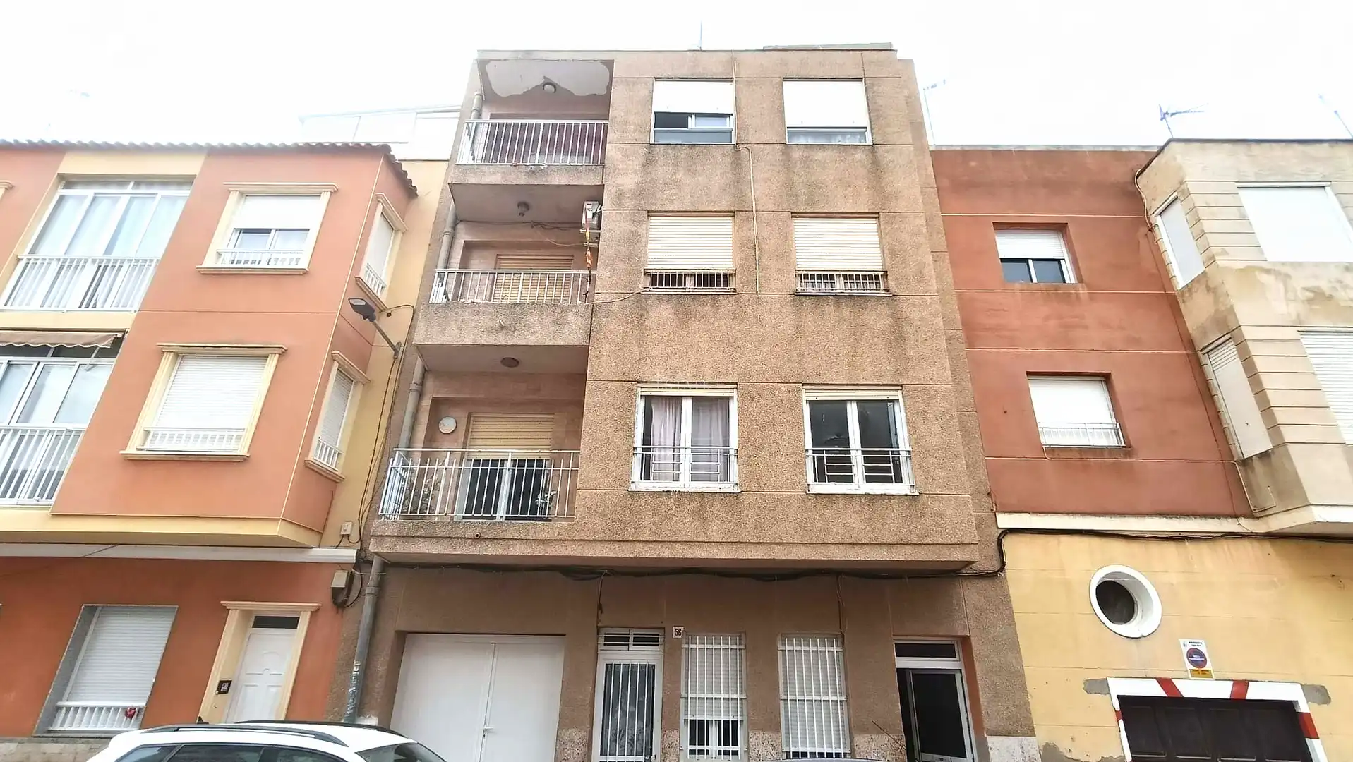 Vista exterior de Piso en venta en Santa Pola con Trastero y Balcón