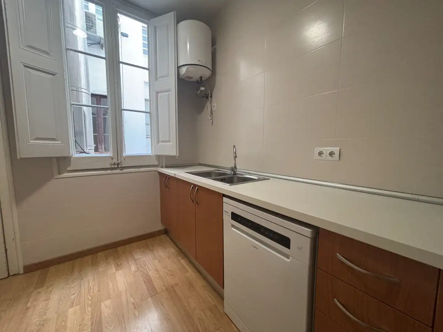 Office space with terrace to rent in Carrer de València 263, imagen 27