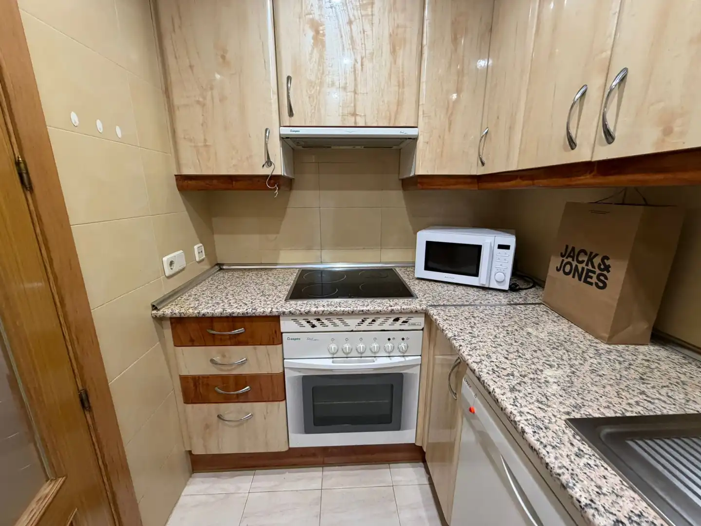 Cocina de Piso en venta en Morata de Tajuña con Calefacción, Parquet y Amueblado