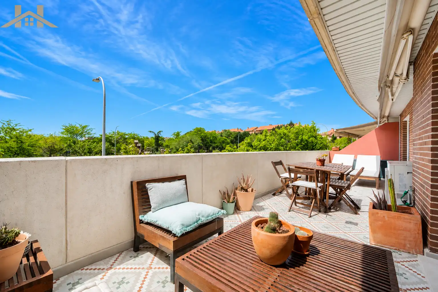 Terrasse von Wohnung zum Verkauf in Boadilla del Monte mit Klimaanlage, Heizung und Terrasse