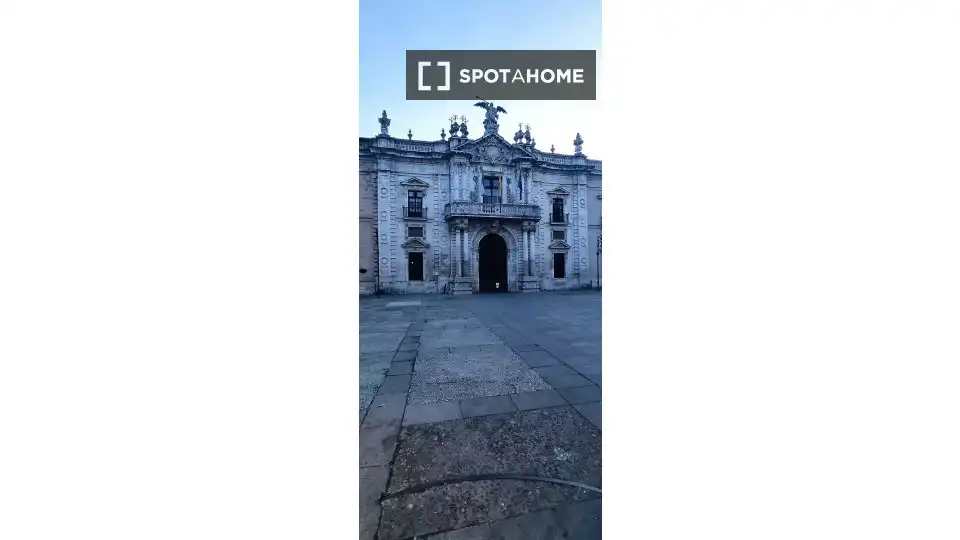 Exterior view of Study for share in Sevilla  with Air Conditioner, Terrace and Furnished