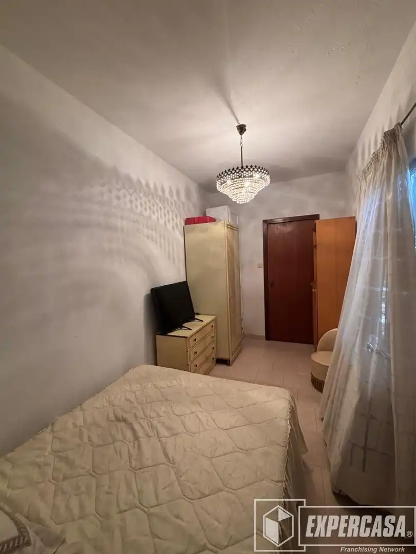Habitación de Casa o chalet en venta en Torrent con Terraza, Trastero y Piscina