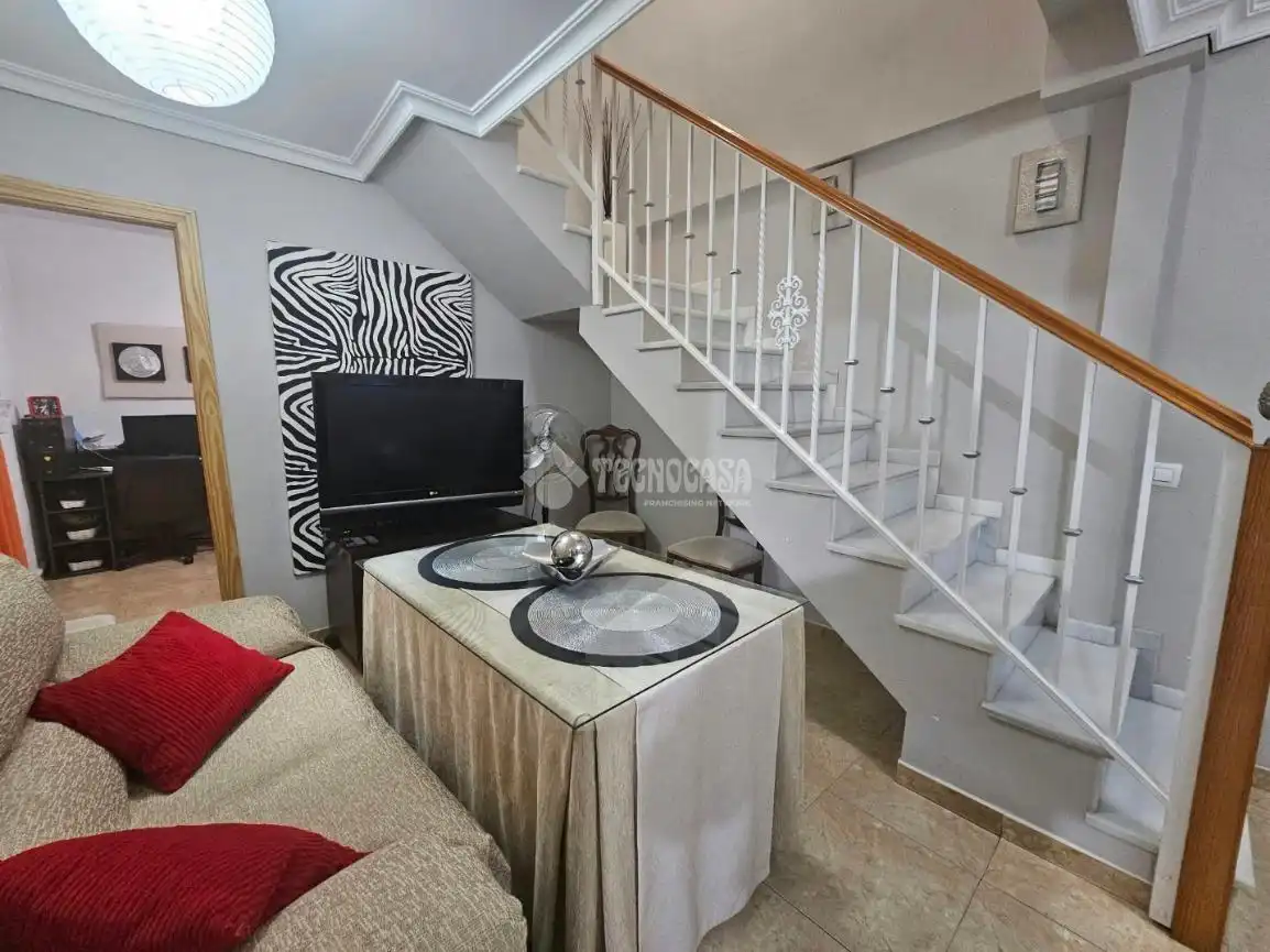 Casa bifamiliare in vendita a Sur, imagen 3